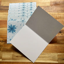 Load image into Gallery viewer, Blue Snowflake Card Set
