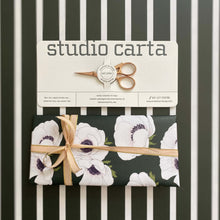 Load image into Gallery viewer, Crane Scissors Gift Set
